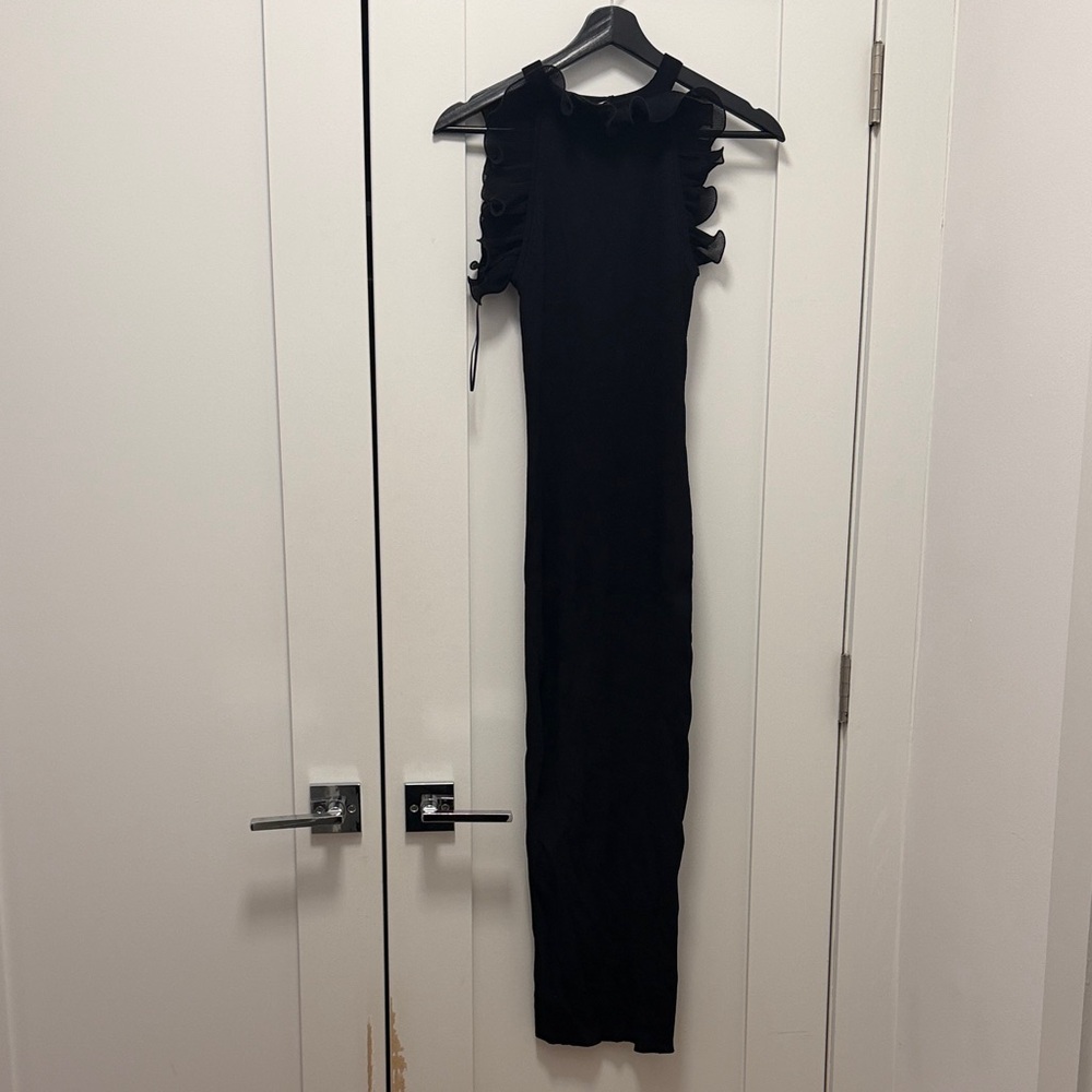 ZARA Elegant Black Ruffle Sleeveless Midaxi Dress